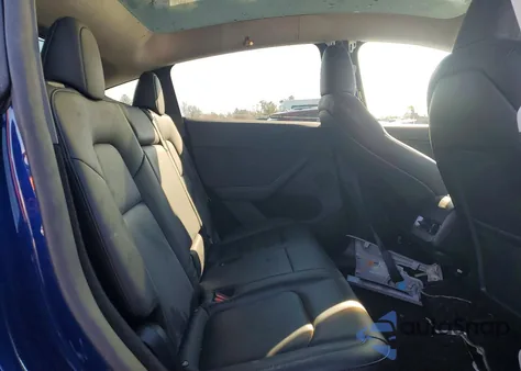 2024 Tesla Model Y из США, поврежденный, VIN 7SAYGDEE6RA273193